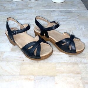 Dansko Season Platform Sandal Black Sz 41 (10.5/11)